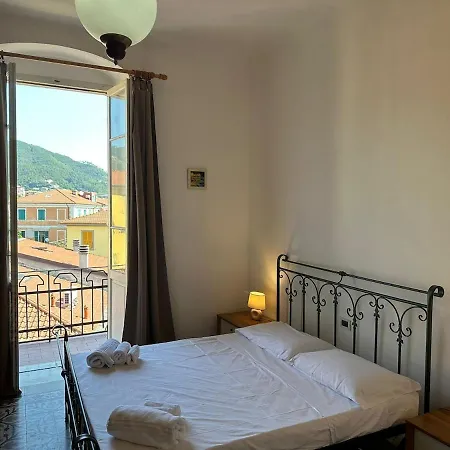 Vera Rosa Speziata, Cinque Terre